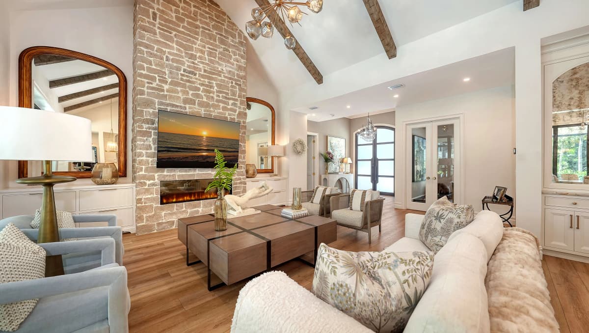 Landings Charm photo 16
