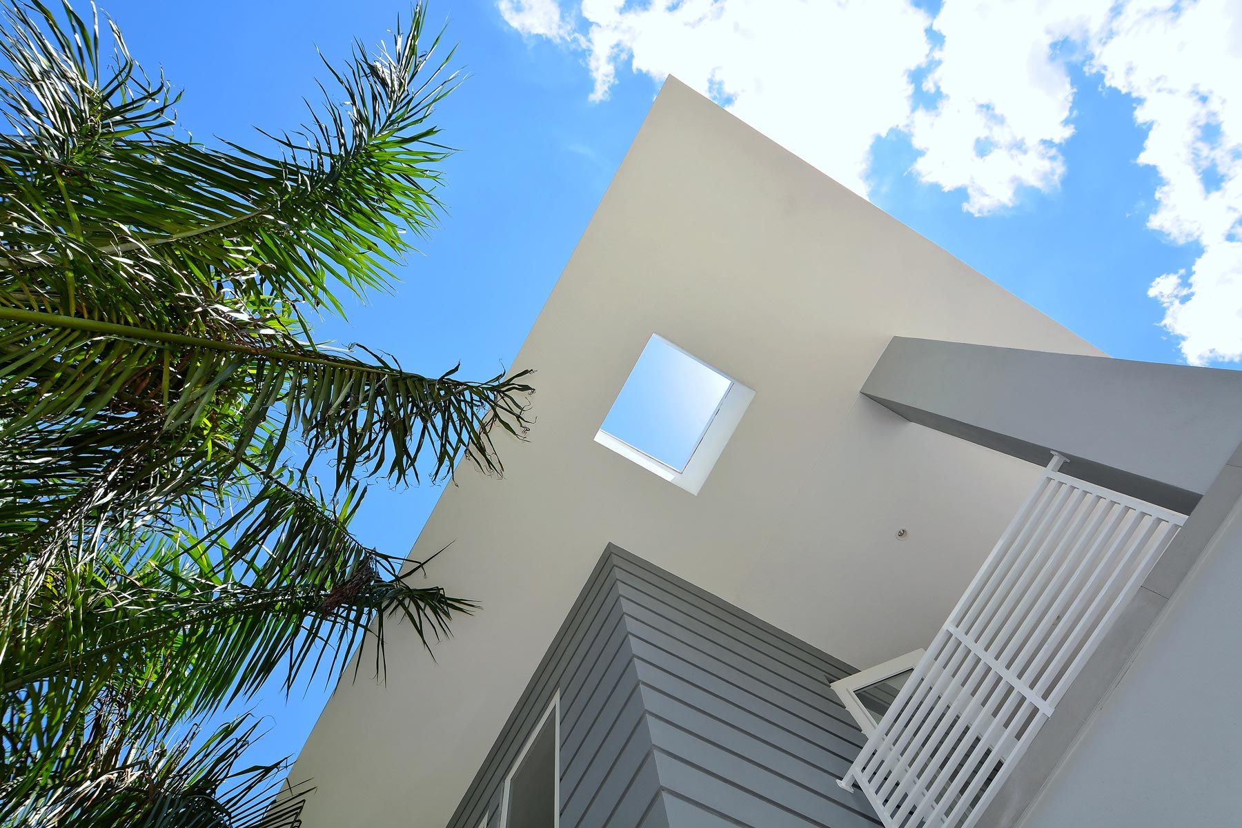 custom home builders sarasota modern luxury construction